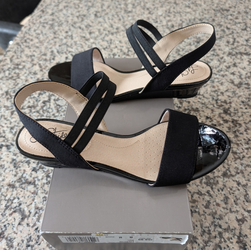 Life Stride Black Women's Dress Shoes - Picture 6 of 8